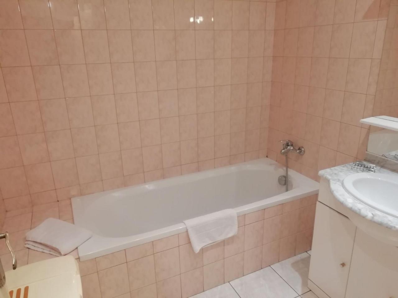 Holiday Home With Swimming Pool Quend Eksteriør bilde